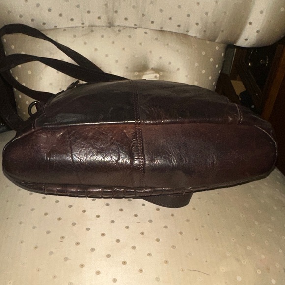 Elegant Brown Woven Leather Shoulder Bag - Picture 7 of 15